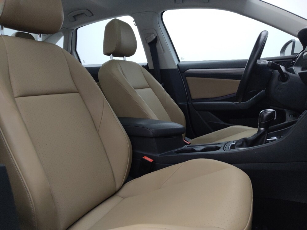 2019 Volkswagen Jetta in Lakewood, CO 80215 - 18138400 21