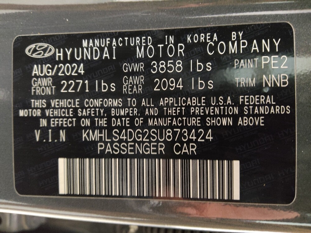 2025 Hyundai Elantra in Lakewood, CO 80215 - 18138401 33