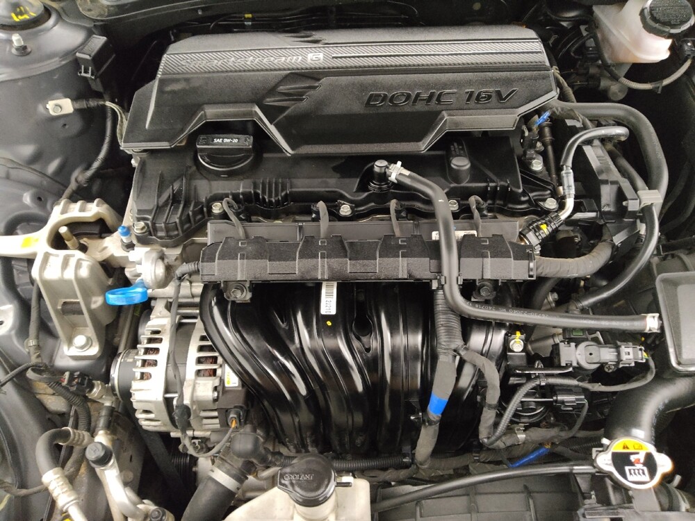 2025 Hyundai Elantra in Lakewood, CO 80215 - 18138401 30