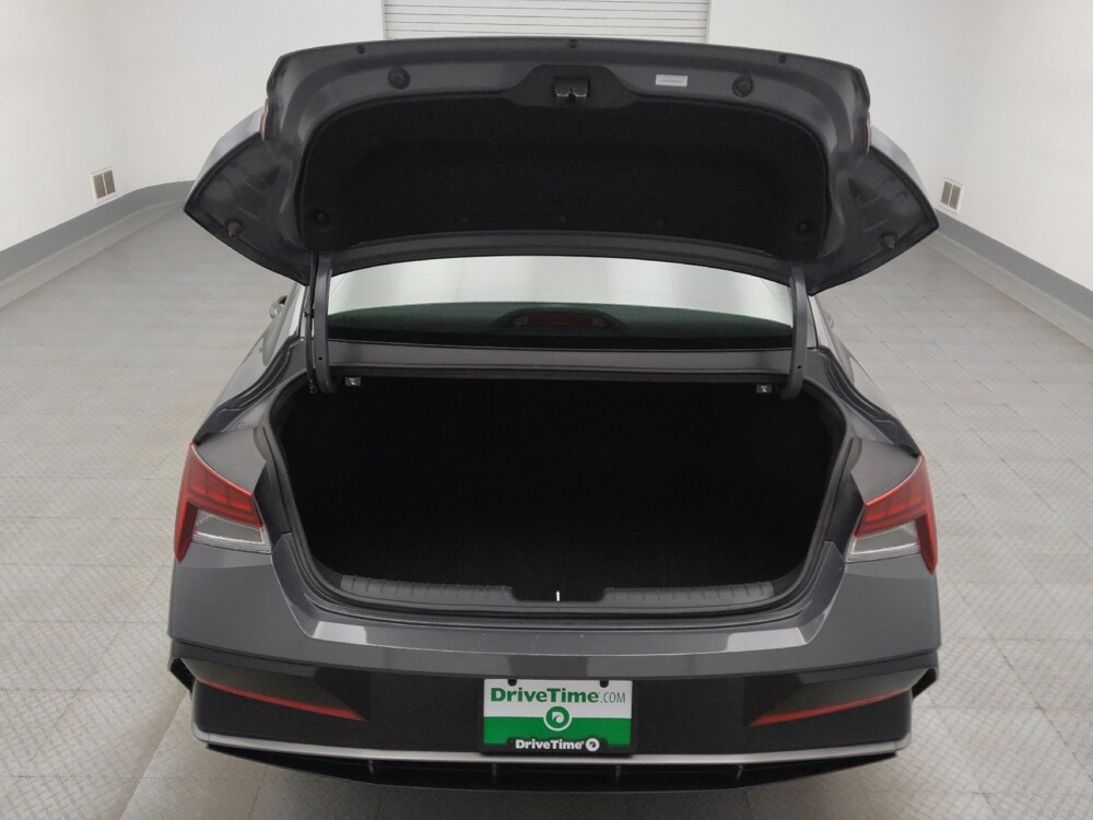 2025 Hyundai Elantra in Lakewood, CO 80215 - 18138401 29