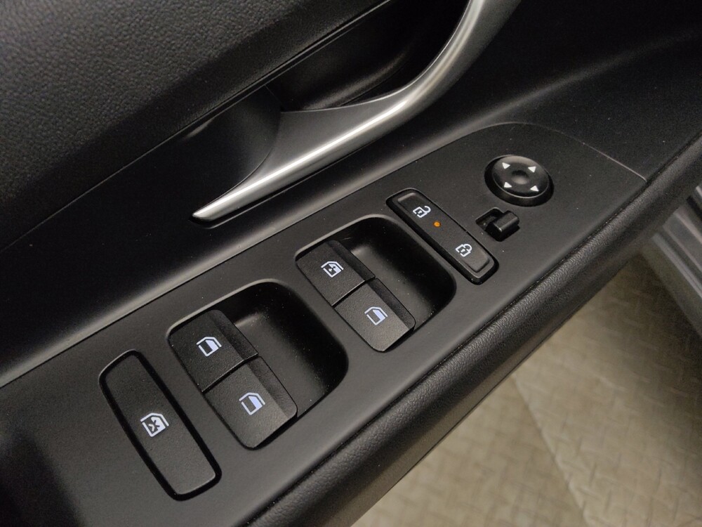 2025 Hyundai Elantra in Lakewood, CO 80215 - 18138401 27