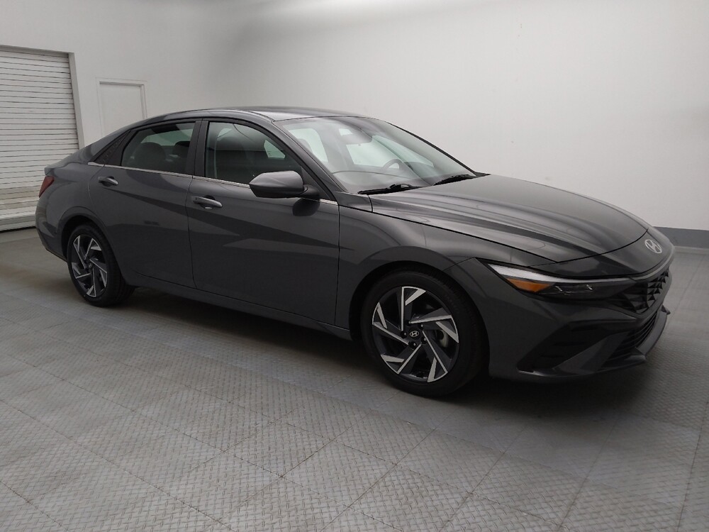 2025 Hyundai Elantra in Lakewood, CO 80215 - 18138401 11