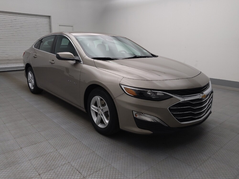 2025 Chevrolet Malibu in Lakewood, CO 80215 - 18138402 13