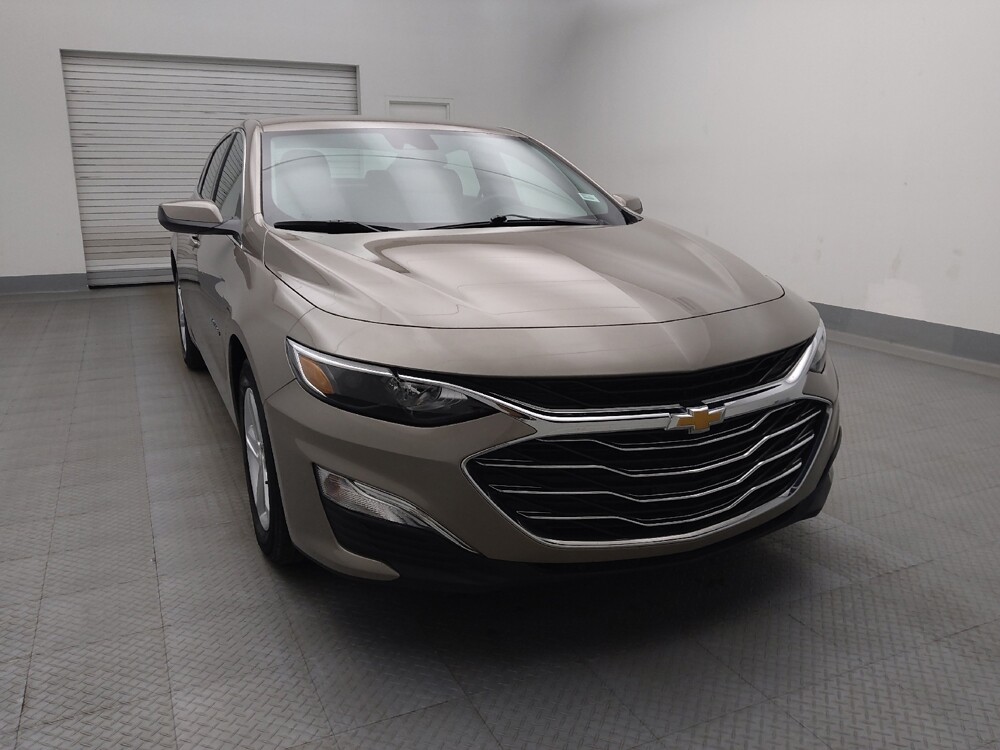 2025 Chevrolet Malibu in Lakewood, CO 80215 - 18138402 14