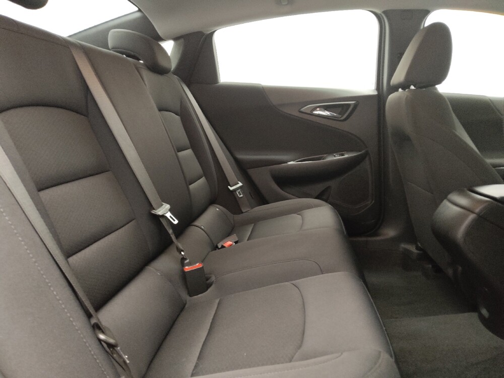2025 Chevrolet Malibu in Lakewood, CO 80215 - 18138402 19