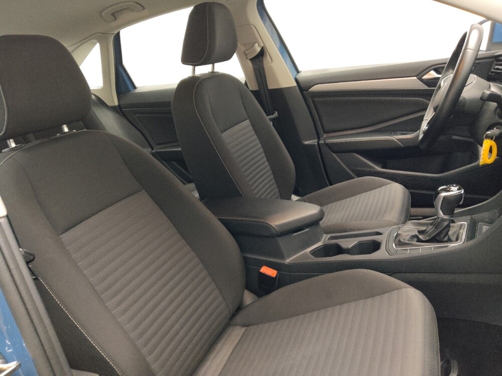 2025 Volkswagen Jetta in Union City, GA 30291 - 18138406 21