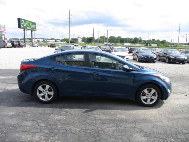 2013 Hyundai Elantra in Oak Grove, MO 64075 - 18138411 4