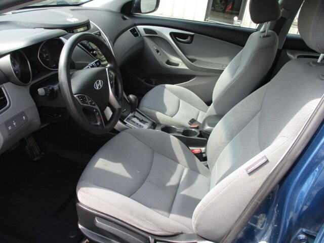 2013 Hyundai Elantra in Oak Grove, MO 64075 - 18138411 9