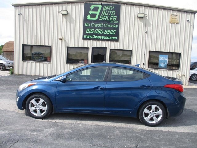 2013 Hyundai Elantra in Oak Grove, MO 64075 - 18138411 8