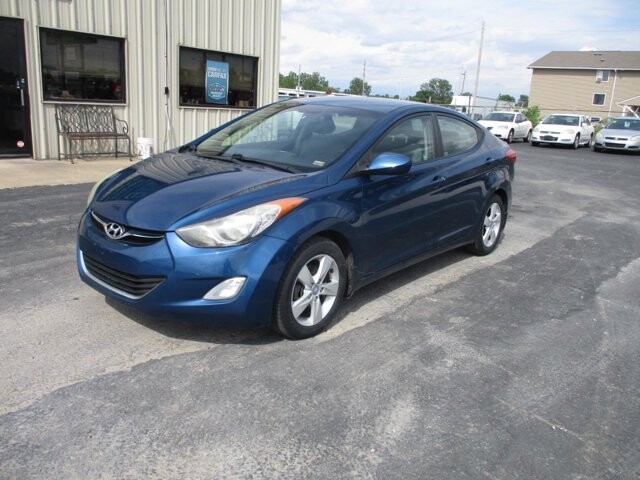 2013 Hyundai Elantra in Oak Grove, MO 64075 - 18138411