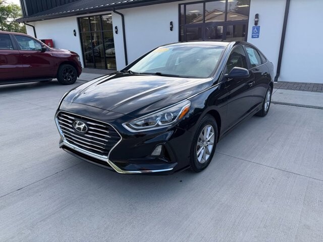 2019 Hyundai Sonata in Knoxville, TN 37920 - 18138412 5