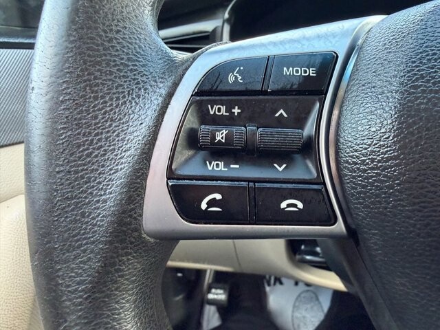 2019 Hyundai Sonata in Knoxville, TN 37920 - 18138412 19