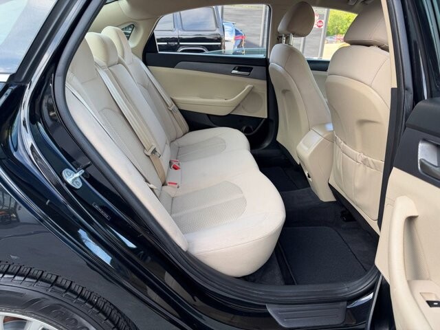 2019 Hyundai Sonata in Knoxville, TN 37920 - 18138412 15