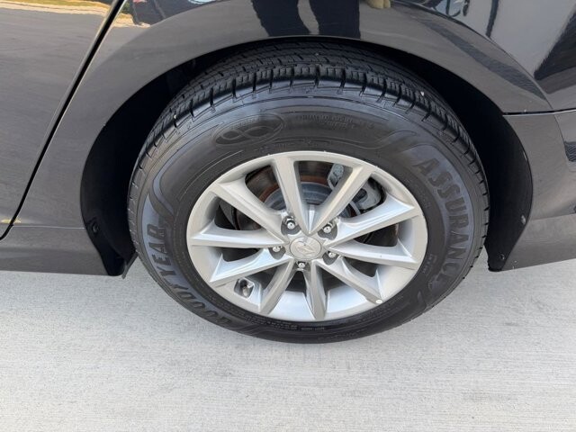 2019 Hyundai Sonata in Knoxville, TN 37920 - 18138412 26