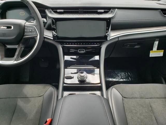 2026 Jeep Grand Cherokee L in Bedford, OH 44146 - 18138415 9