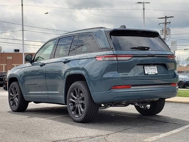 2026 Jeep Grand Cherokee in Bedford, OH 44146 - 18138416 3