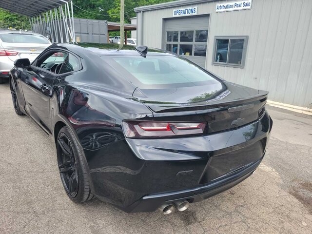 2018 Chevrolet Camaro in Knoxville, TN 37912 - 18138417 2