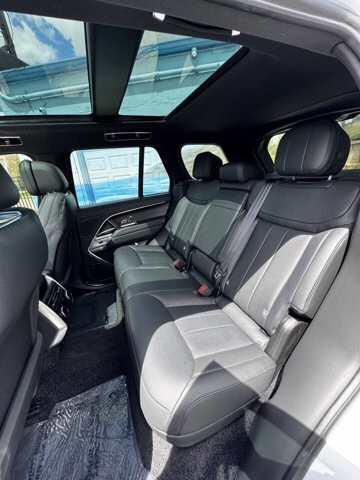 2025 Land Rover Range Rover in Eastpointe, MI 48021 - 18138418 12