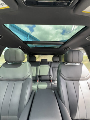 2025 Land Rover Range Rover in Eastpointe, MI 48021 - 18138418 9