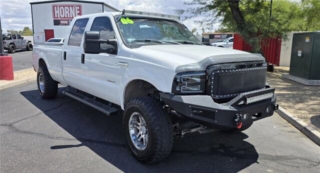 2006 Ford F250 in Mesa, AZ 85212 - 18138424 3
