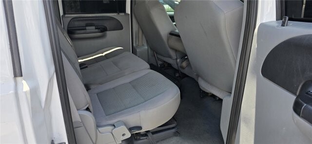 2006 Ford F250 in Mesa, AZ 85212 - 18138424 39