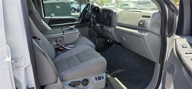 2006 Ford F250 in Mesa, AZ 85212 - 18138424 17