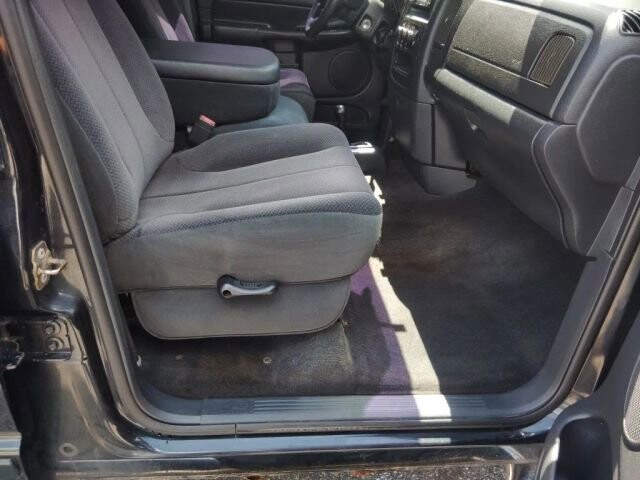 2004 Dodge Ram 1500 Truck in Greenville, SC 29607 - 18138428 16