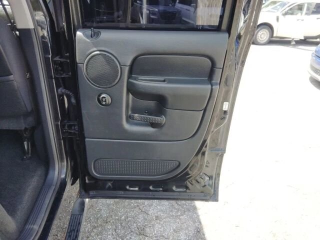 2004 Dodge Ram 1500 Truck in Greenville, SC 29607 - 18138428 18