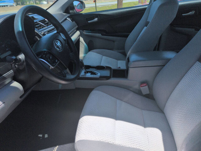 2014 Toyota Camry in North Little Rock, AR 72117-1620 - 18138445 5