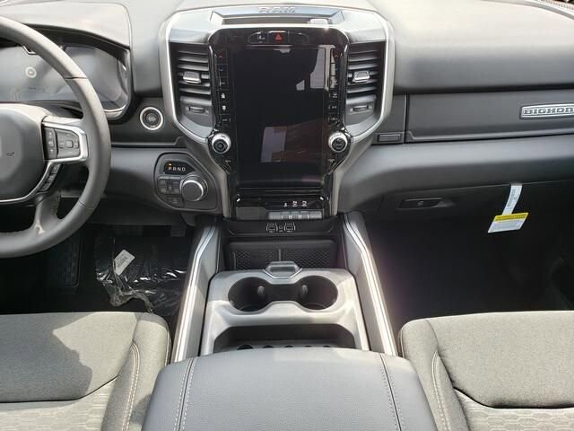 2026 RAM 1500 in Bedford, OH 44146 - 18138446 8