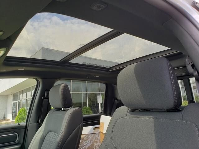 2026 RAM 1500 in Bedford, OH 44146 - 18138448 7