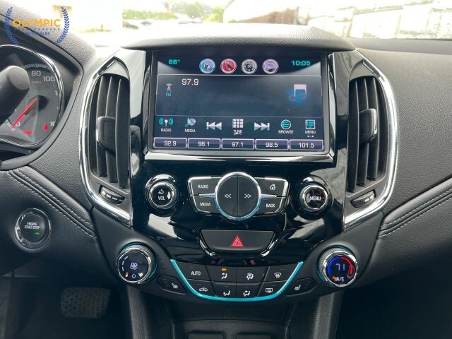 2017 Chevrolet Cruze in Decatur, GA 30032 - 18138451 29