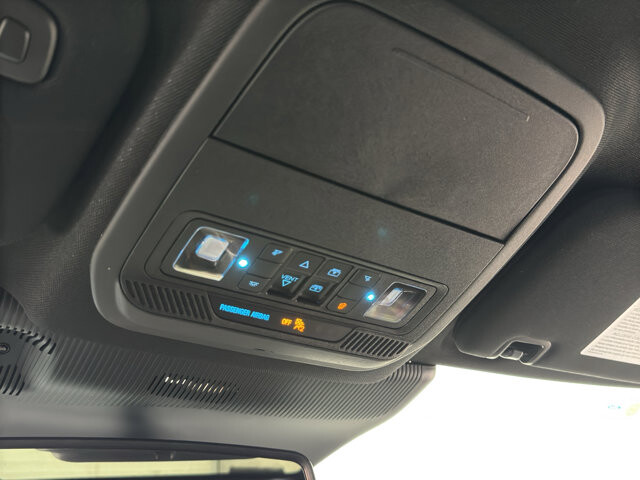 2025 Ford Explorer in Burlington, WI 53105 - 18138468 39