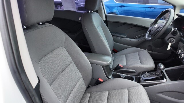 2017 Kia Forte in Dallas, TX 75228 - 18138474 14