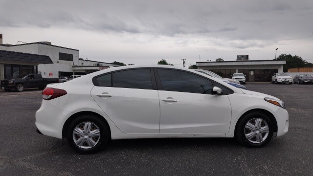 2017 Kia Forte in Dallas, TX 75228 - 18138474 4