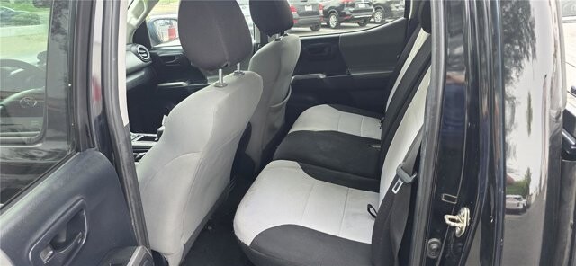 2016 Toyota Tacoma in Mesa, AZ 85212 - 18138481 11