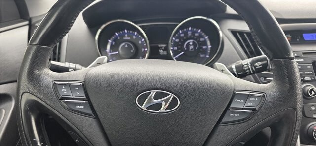 2011 Hyundai Sonata in Mesa, AZ 85212 - 18138483 14