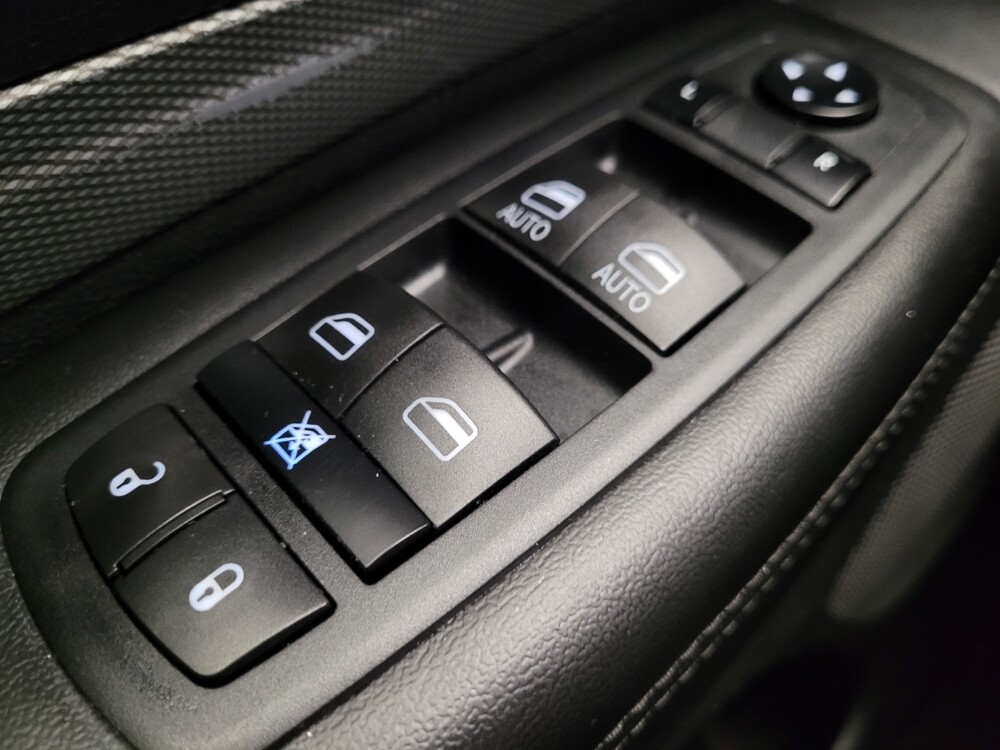 2019 Dodge Durango in Montclair, CA 91763 - 18138486 27