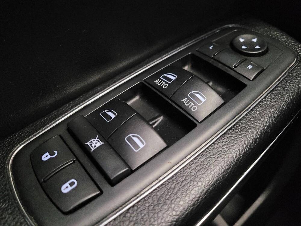 2013 Dodge Charger in Torrance, CA 90504 - 18138491 27