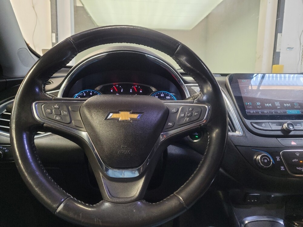 2018 Chevrolet Malibu in Downey, CA 90241 - 18138492 22
