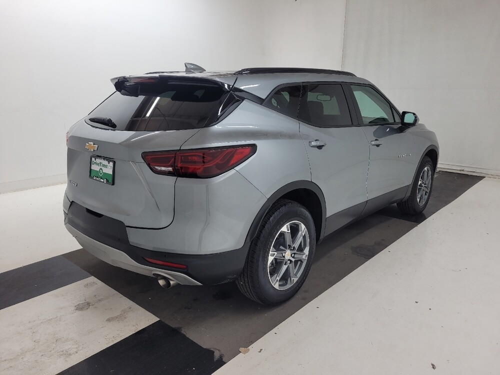 2024 Chevrolet Blazer in St. Louis, MO 63125 - 18138493 9