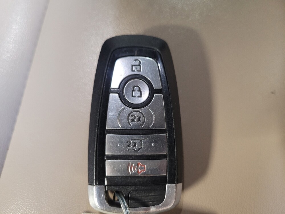 2021 Ford Explorer in Montclair, CA 91763 - 18138503 32