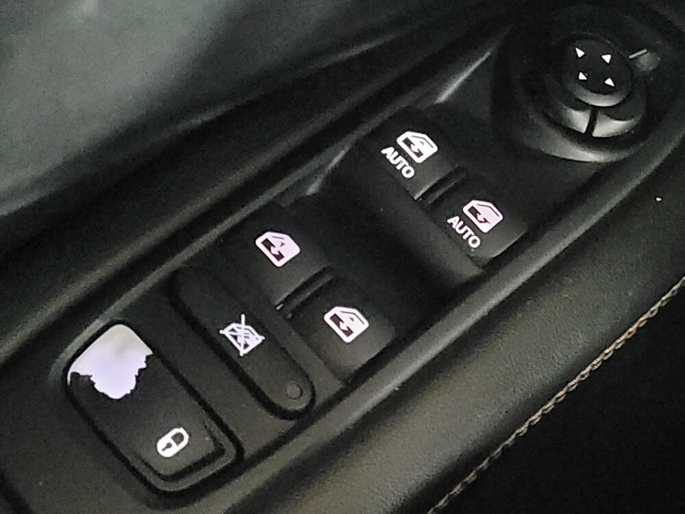 2019 Jeep Compass in Stone Mountain, GA 30083 - 18138504 27