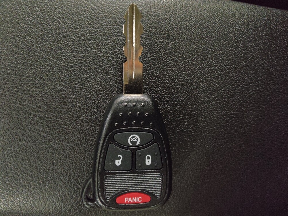 2017 Jeep Compass in Stone Mountain, GA 30083 - 18138508 32