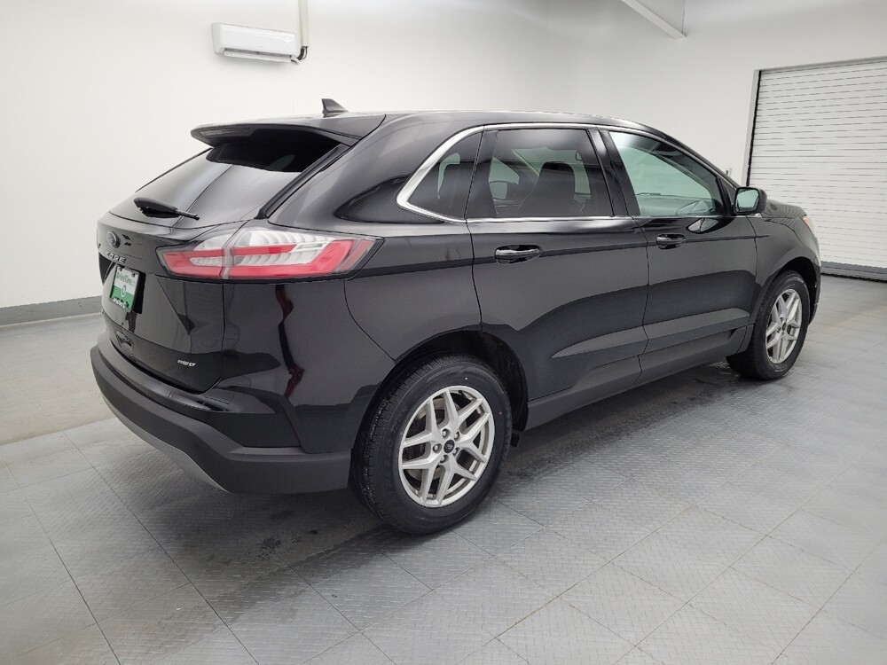 2023 Ford Edge in Fairfield, OH 45014 - 18138511 10