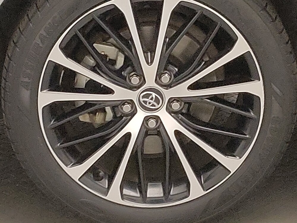 2020 Toyota Camry in Arlington, TX 76011 - 18138515 31