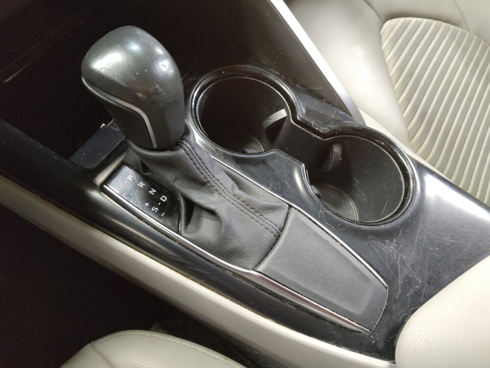 2020 Toyota Camry in Arlington, TX 76011 - 18138515 26