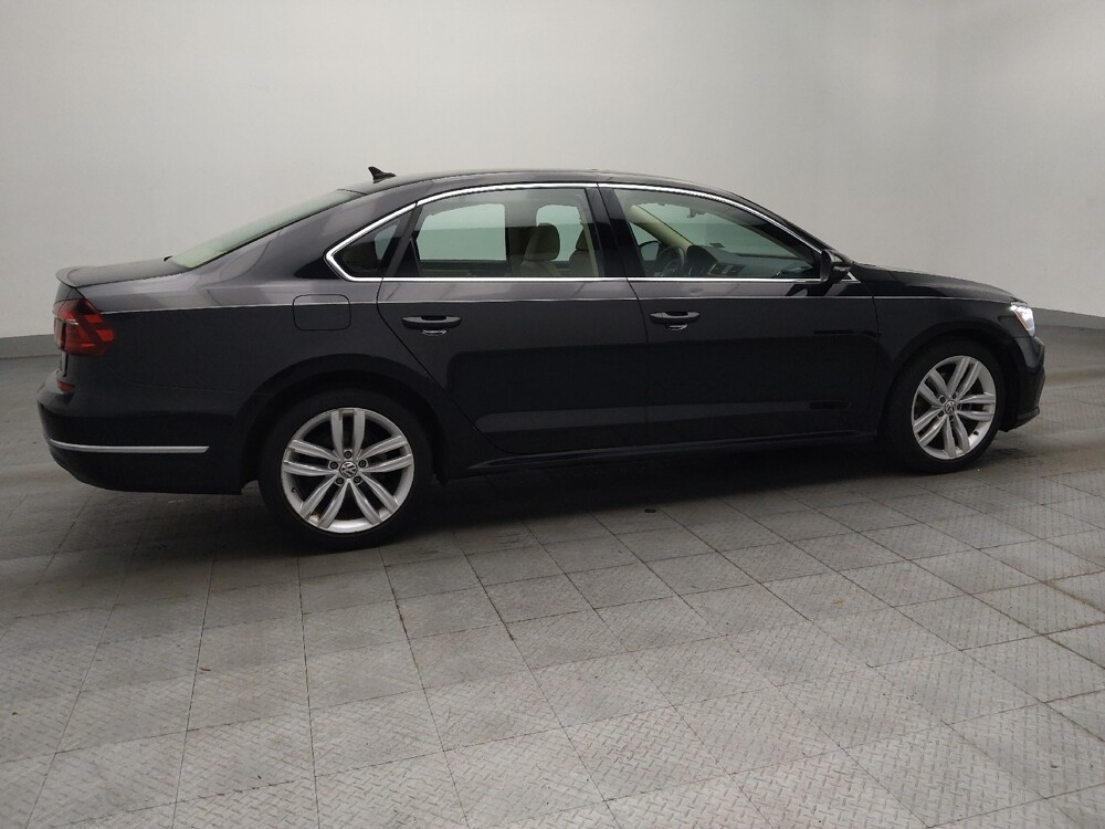 2018 Volkswagen Passat in Jackson, MS 39211 - 18138517 10