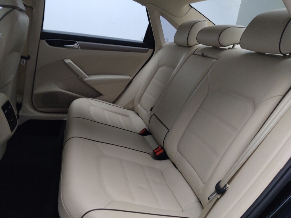 2018 Volkswagen Passat in Jackson, MS 39211 - 18138517 18