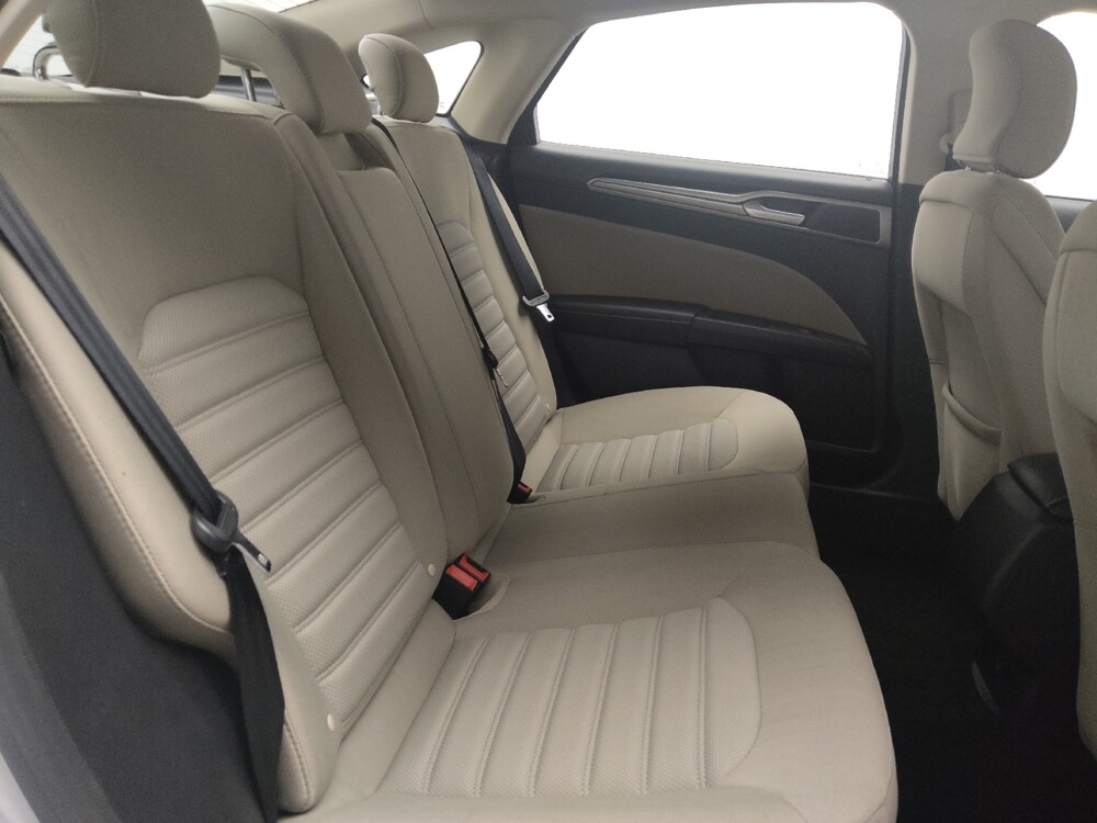 2018 Ford Fusion in Jackson, MS 39211 - 18138522 19